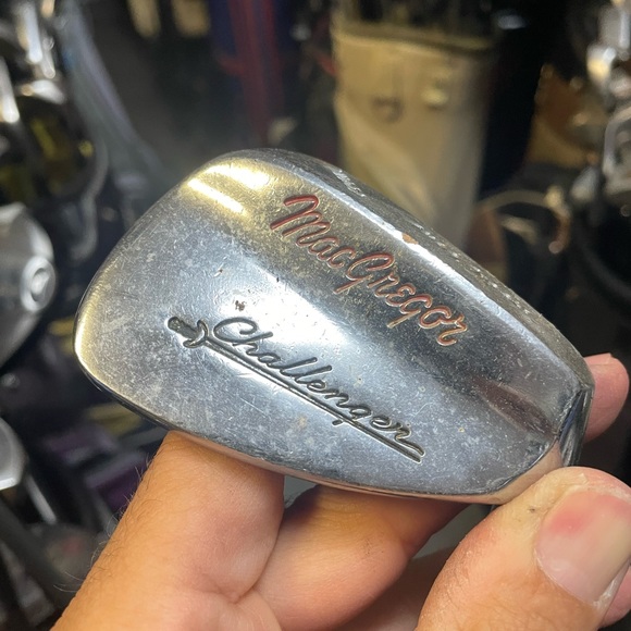 Mac Gregor challenger golf wedge in right hand 
Used - Picture 4 of 6